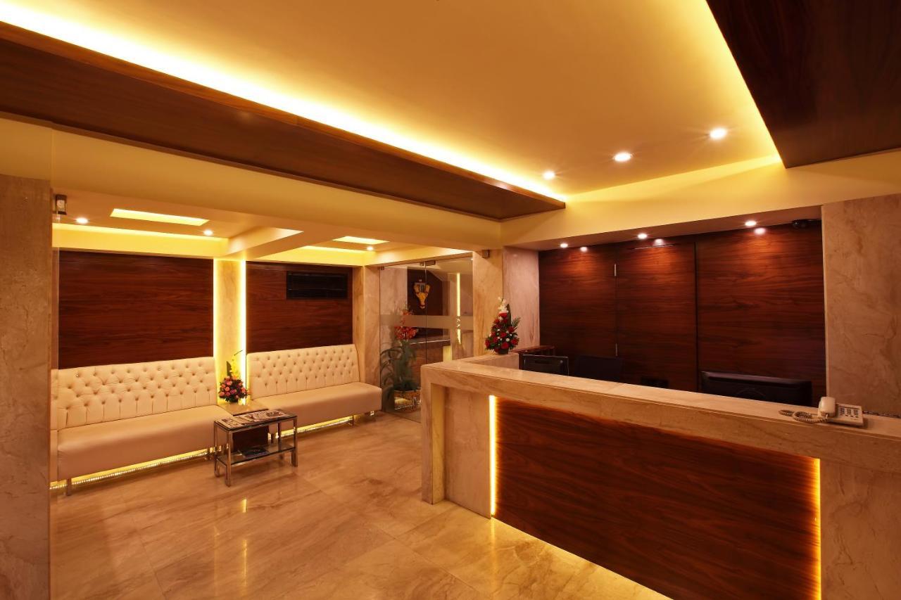 פאנג'י Hotel Rajdhani מראה חיצוני תמונה